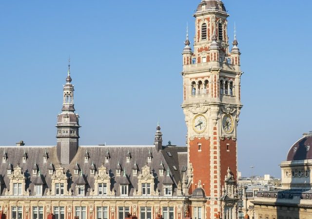 Installer son bureau a Lille : quels avantages ?